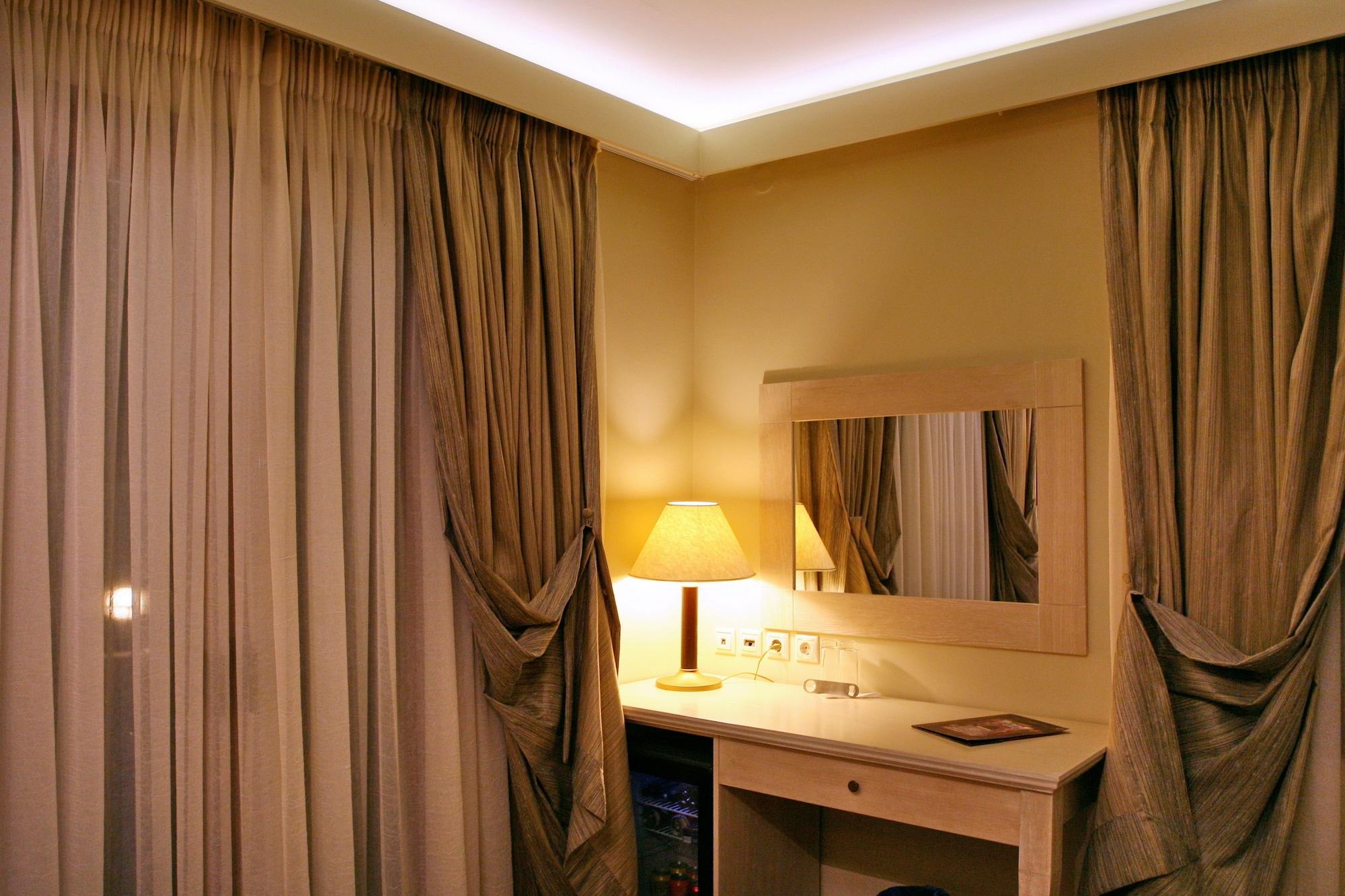 Theofilos Paradise Boutique Hotel Mytilene Exterior photo